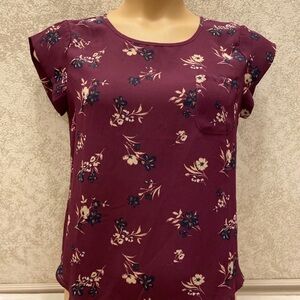 Lily White Plum Floral Cap Sleeve Scoop Blouse
